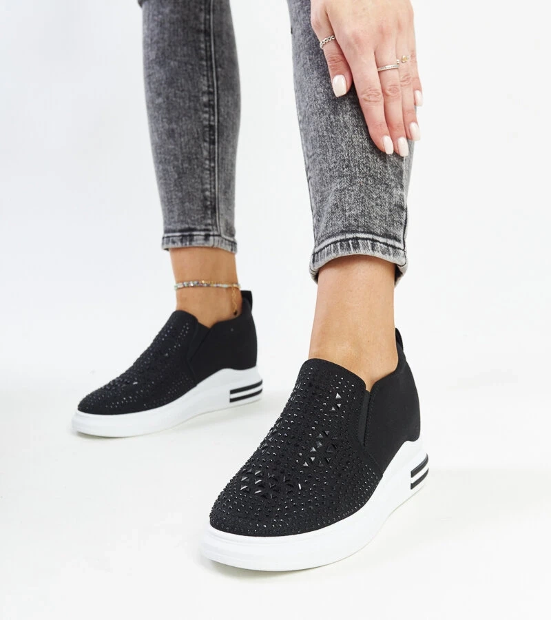 Fossacesia platformos fekete teniszcipő