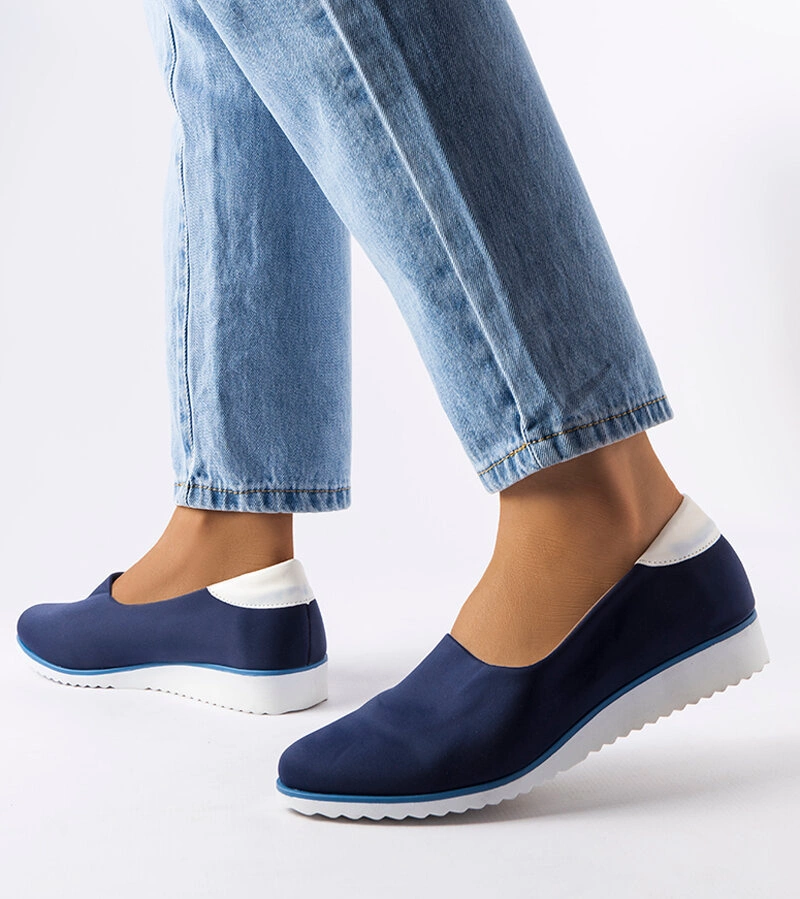 Sötétkék rugalmas teniszcipő Alfonsi