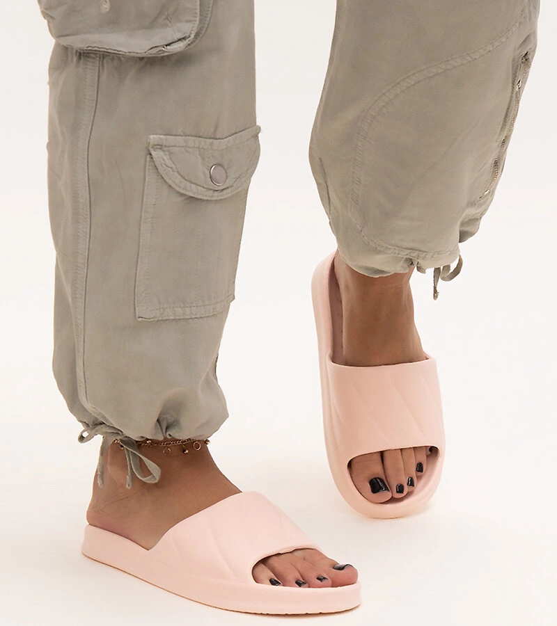 Primula rózsaszín habos papucsok