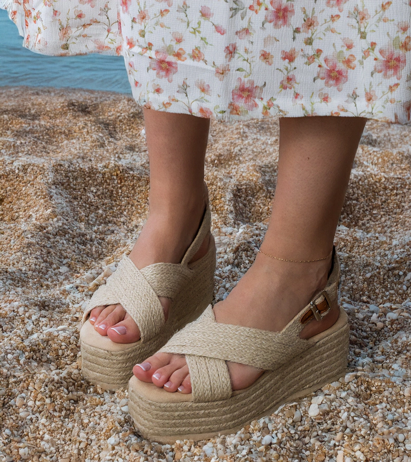 Olisa pántos platformos bézs szandál espadrille