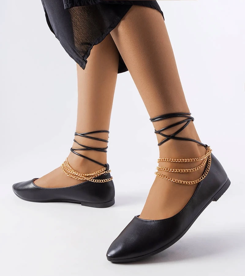 Fekete díszes csatos balerina Donat