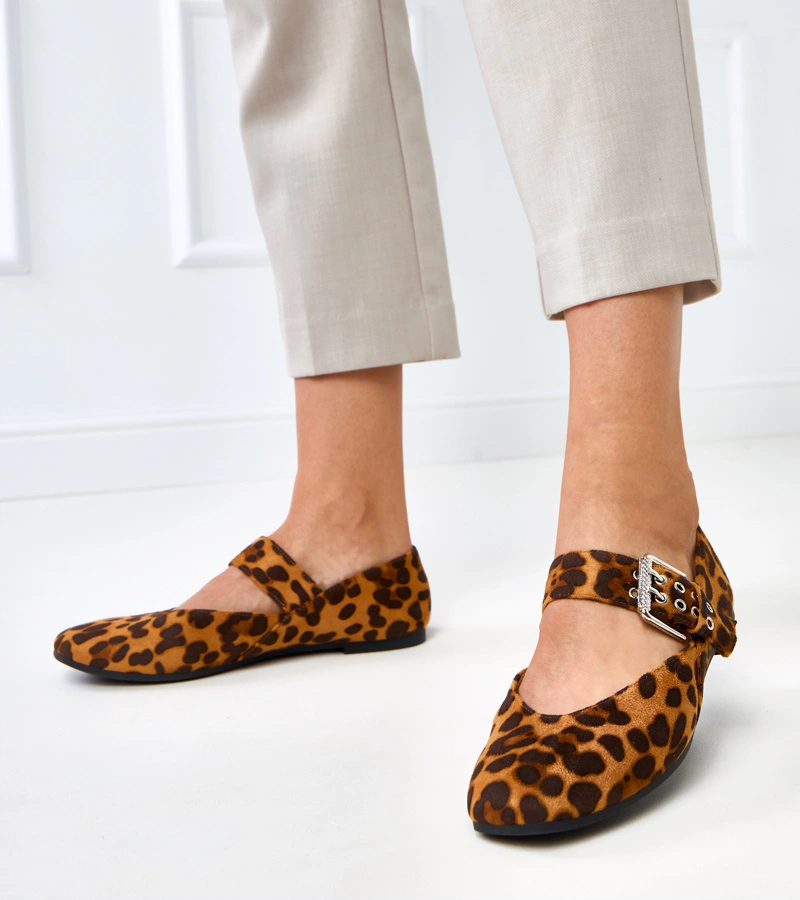 Párducmintás balerinacipő díszes csattal Damia