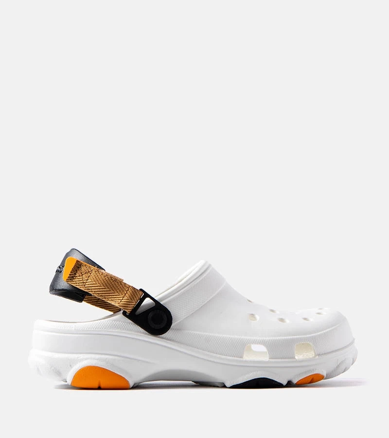 Fehér lyukas Crocs papucsok