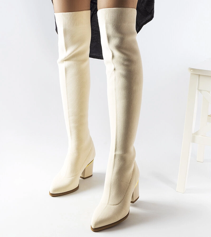 Barna rugalmas szárú Klarje csizma