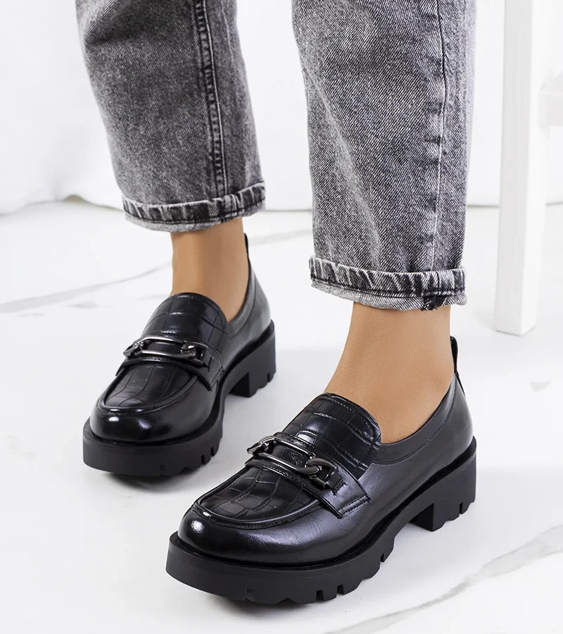 Fekete mokaszin Cornet