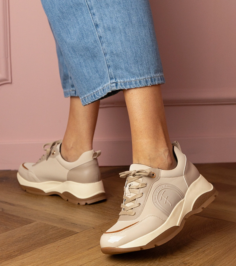 Bézs sportos női Wener tornacipő