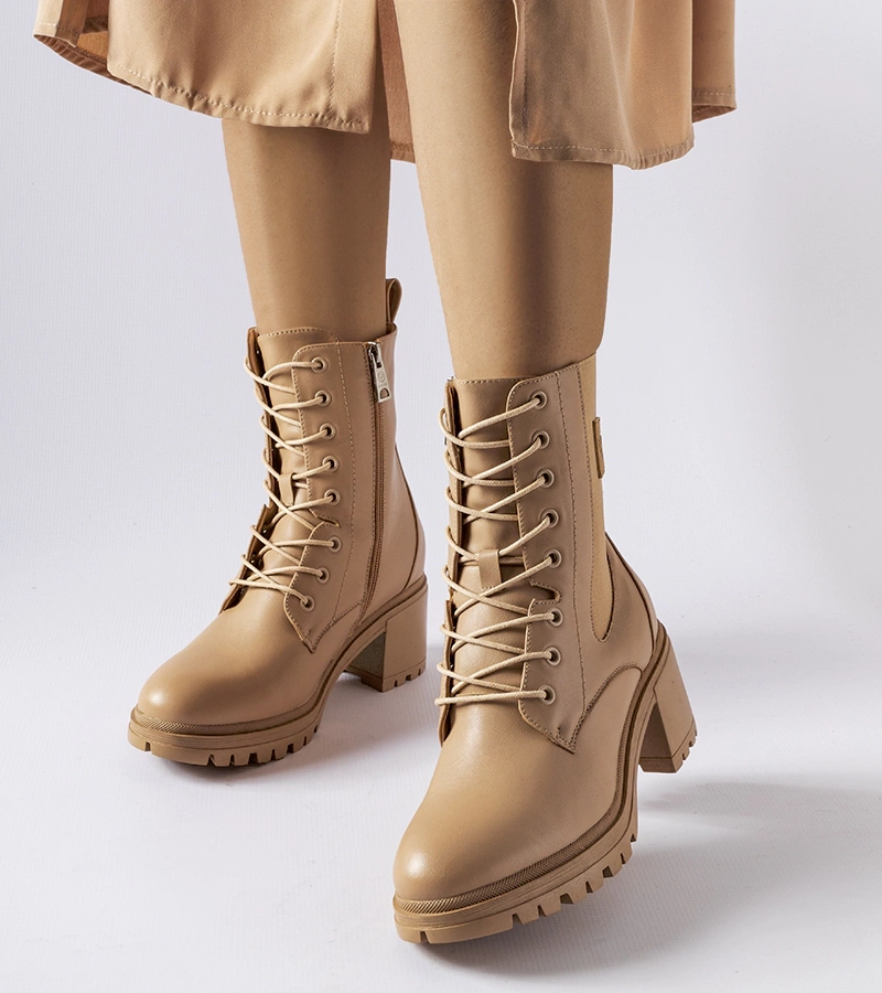 Vinceza melegített bézs bokacsizma