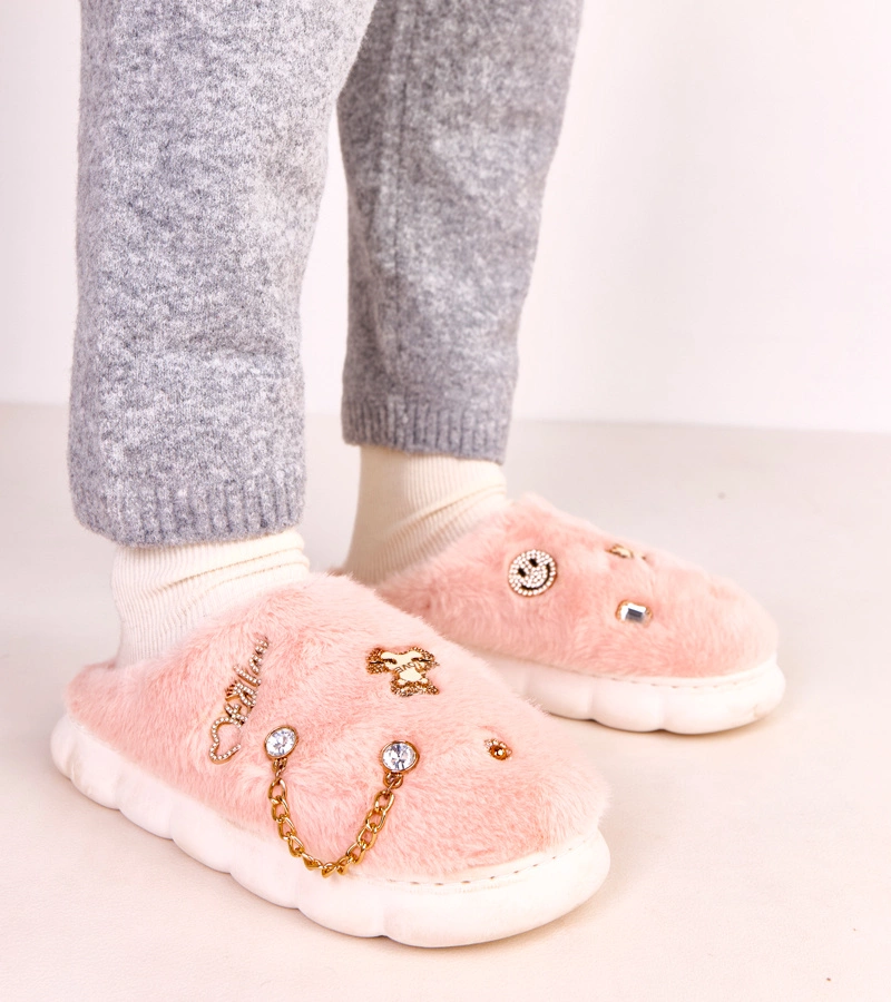 Rózsaszín díszes zárt papucs Verdugo