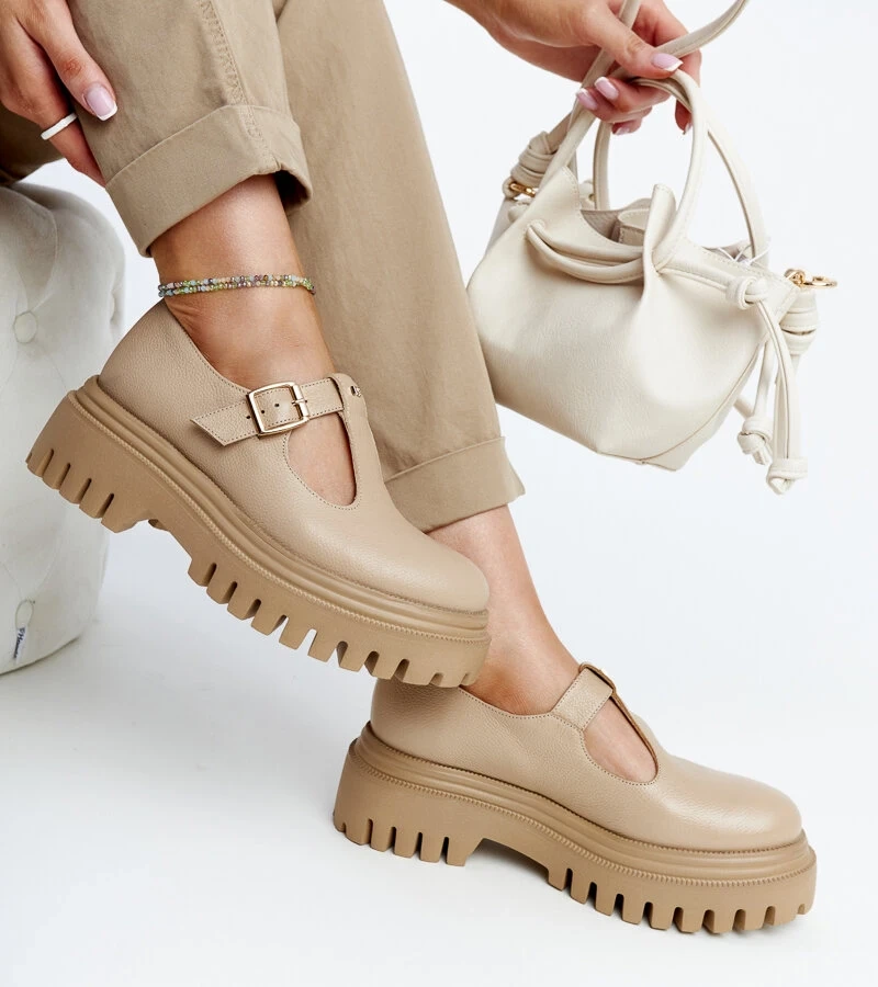 Karino sötétbézs színű bőr félcipők