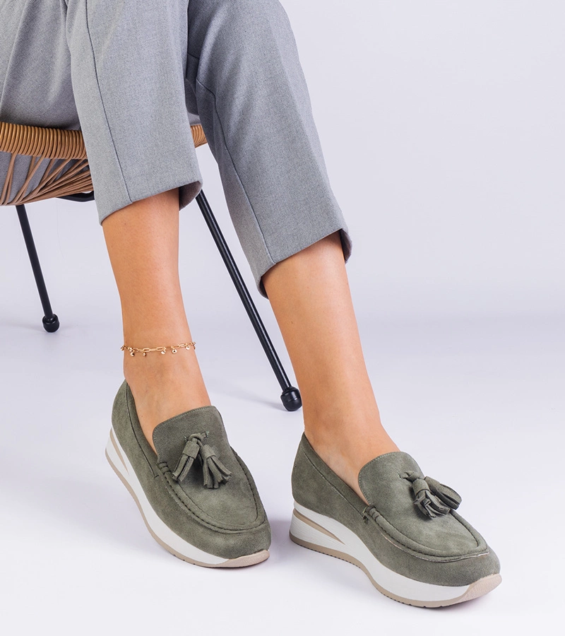 Zöld női mokaszinok platformon díszítéssel Selerina