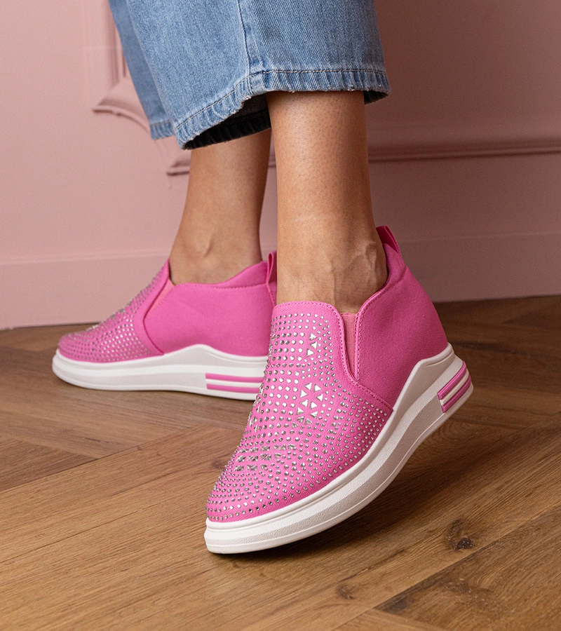 Rózsaszín női tornacipő strasszkövekkel rejtett ékkel Jeremi