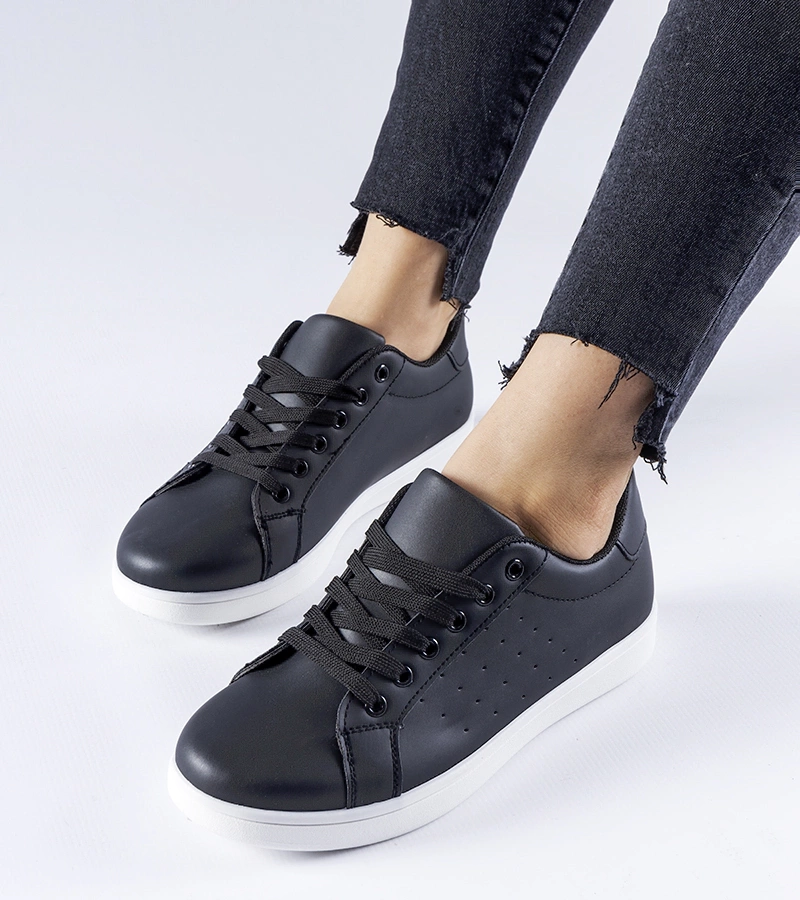 Bourassa fekete sneakerek