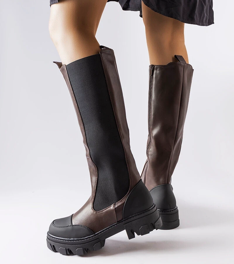 Barna magas csizma Pasquale