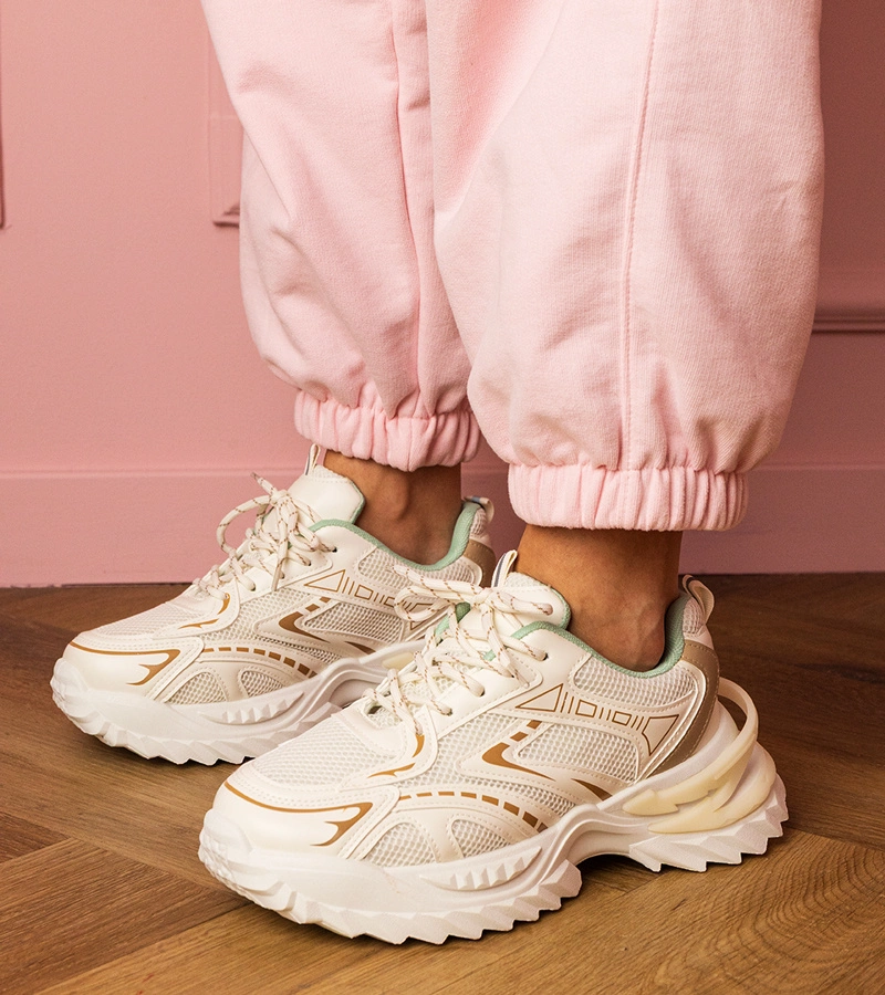 Lirana vastag talpú sportos bézs sneaker