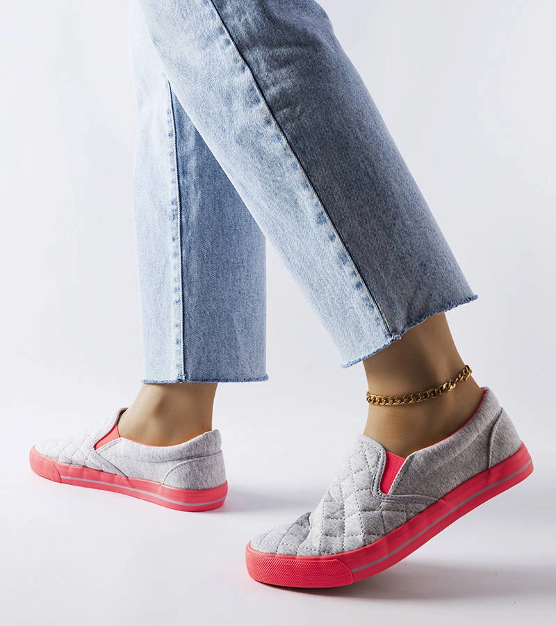 Szürke steppelt slip-on teniszcipő Balsamo