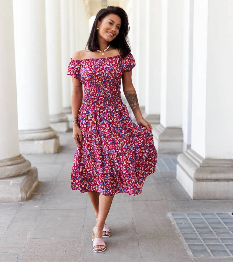 Rózsaszín midi virágos Rosanna ruha