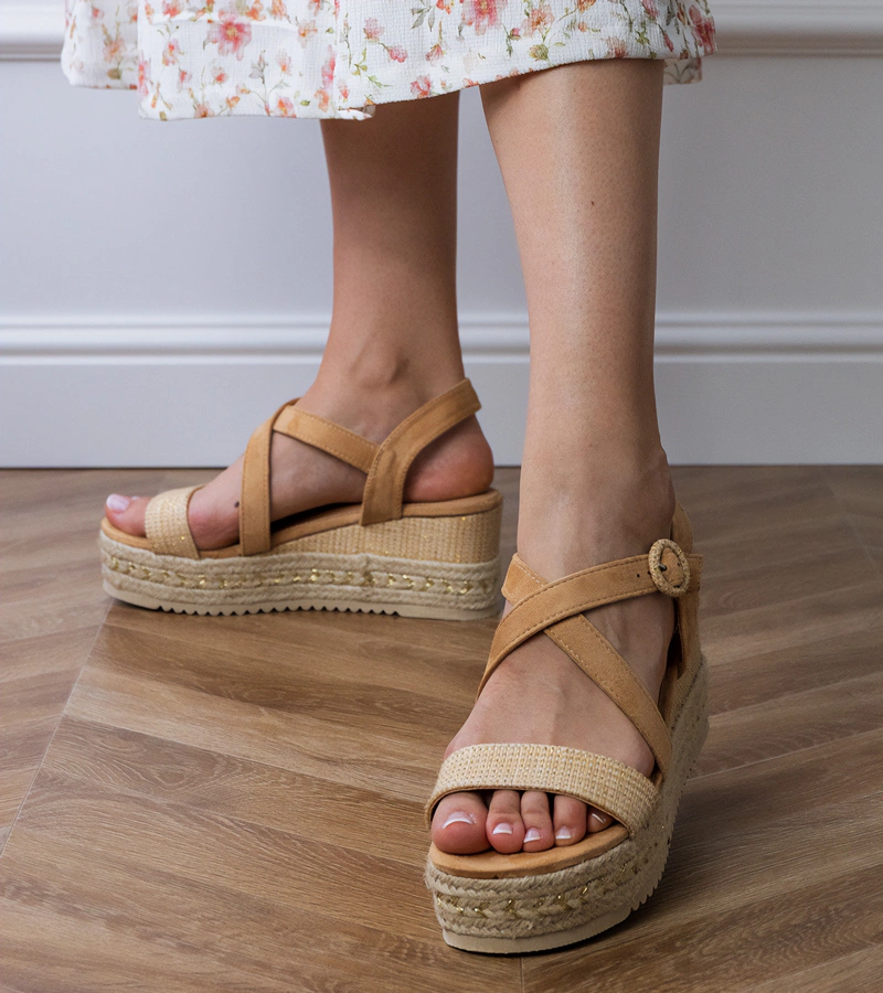 Bézs színű szandál espadrille telitalpú Sywiera