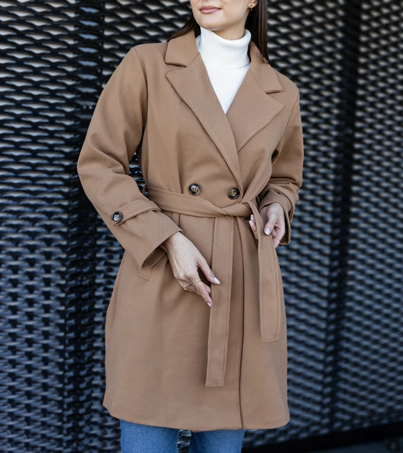 Elegáns, barna, oversize Bahera kabát.