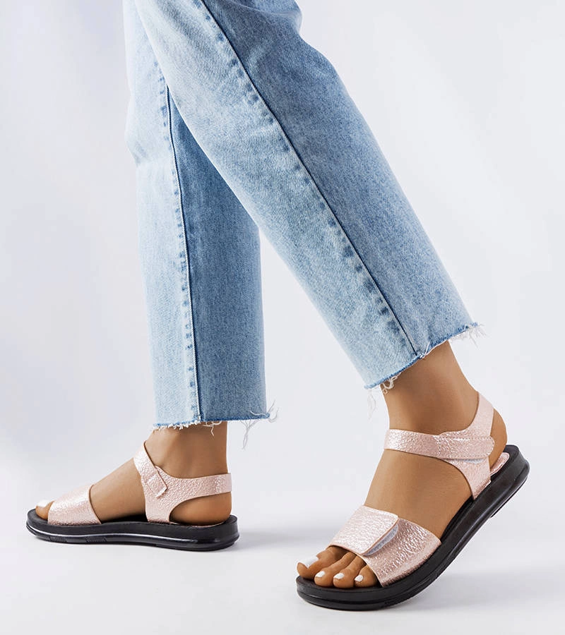 Phillipa díszes felsőrészes rózsaszín szandál