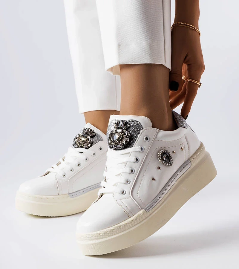 Fehér alacsony sarokkal rendelkező tornacipő Cuillerier