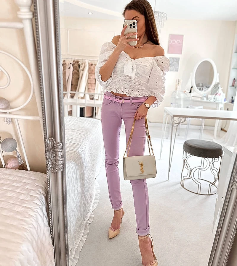 Lila anyagból készült Demers nadrág