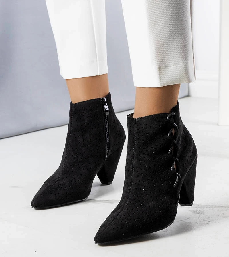 Collins fekete csipkés bokacsizma