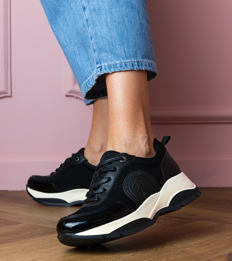 Fekete női sportos Wener tornacipő