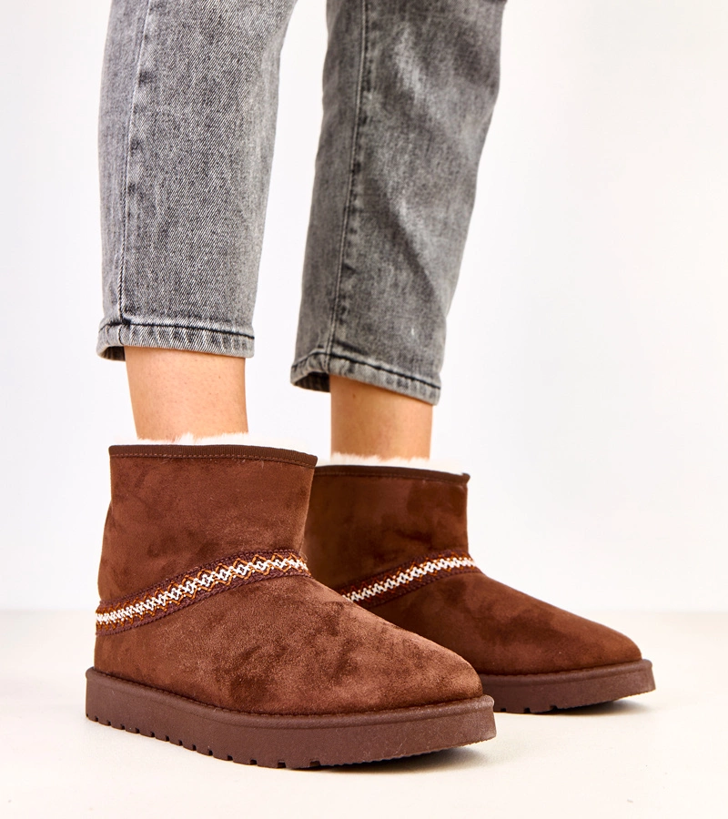 Barna alacsony művelúr hótaposó Karolla