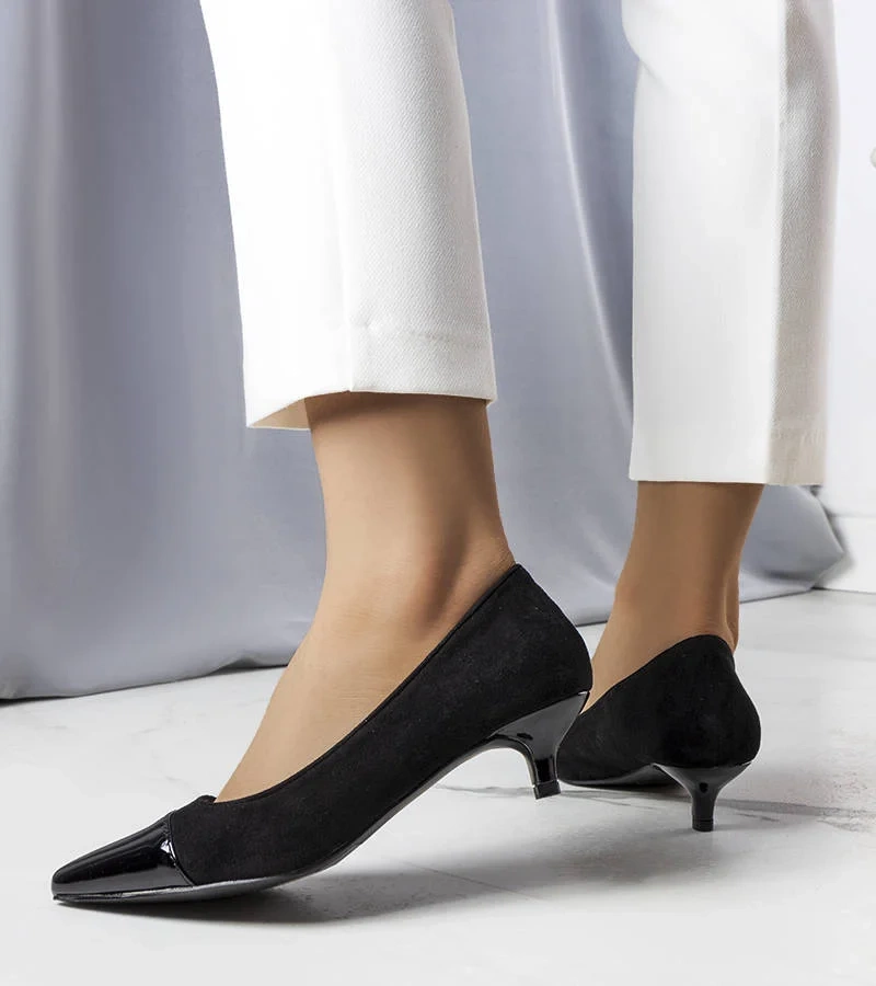 Fekete lakkbetétes Duck cipők