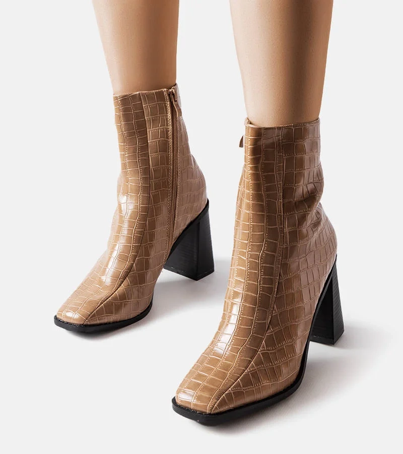 Belluci krokodil mintás bézs bokacsizma