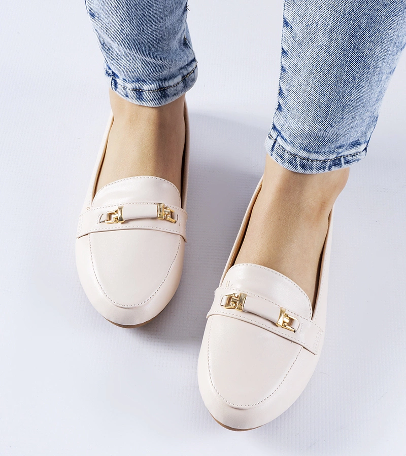 Bezsínű Velino mokaszin csatos