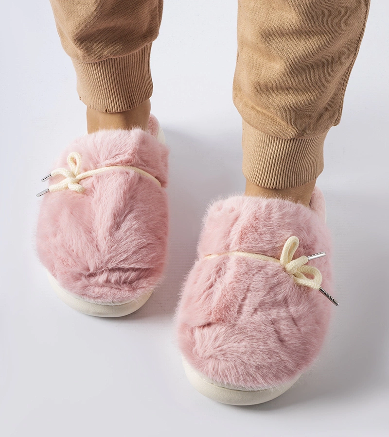 Rózsaszín papucs díszes fűzővel Medoro