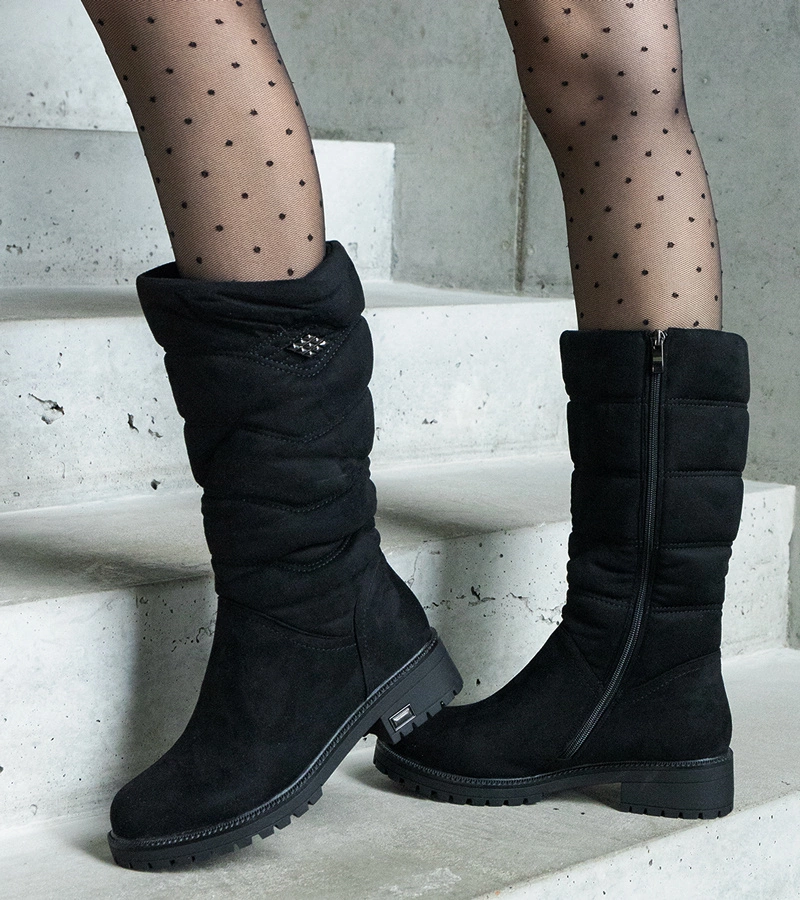 Fekete bélelt csizma Jaelynn