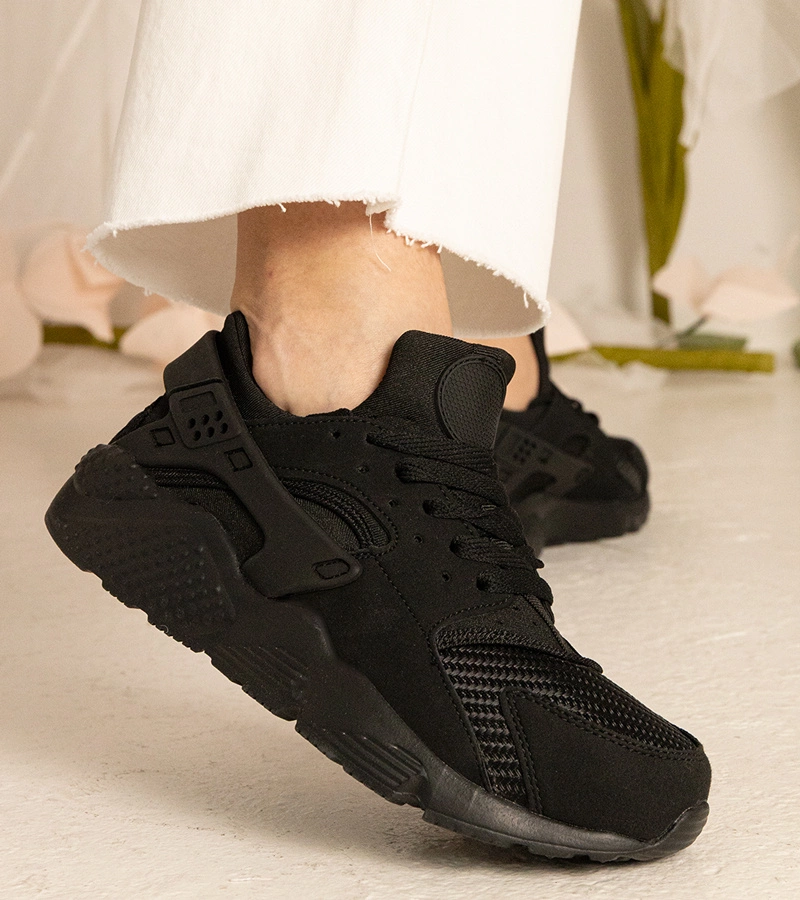 Fekete női sportos tornacipő Narobi