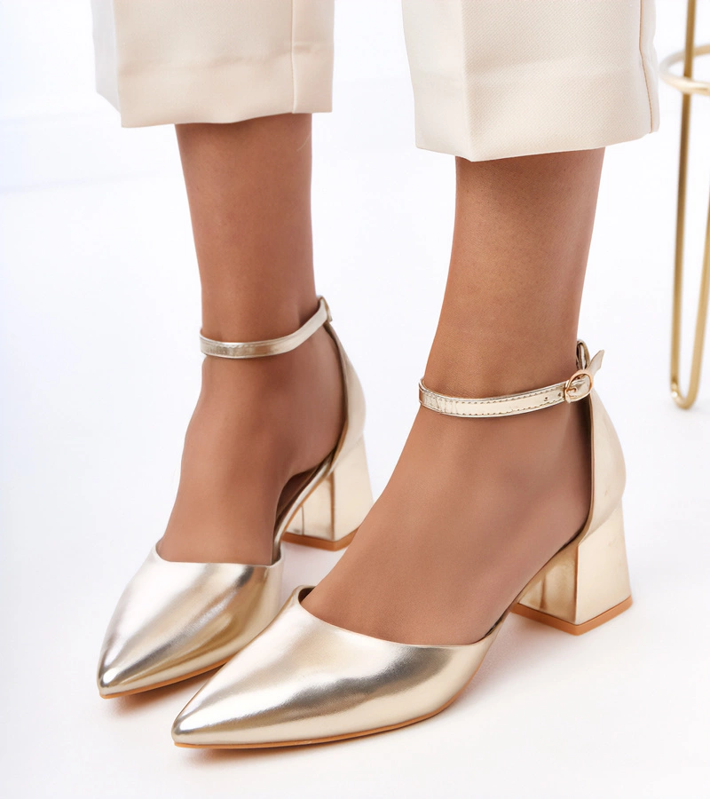 Keris bokapántos arany magassarkú cipő