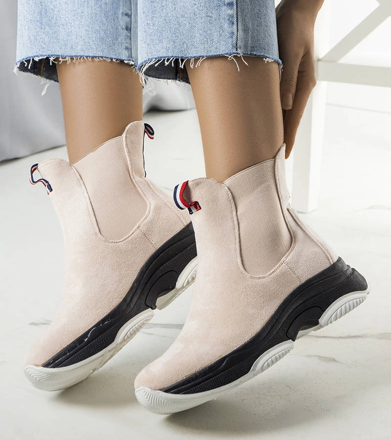 Meleg bézs bokacsizma Takani