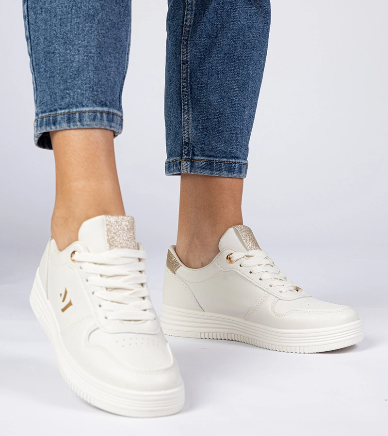 Bézs női tornacipő arany csillámmal Emilia