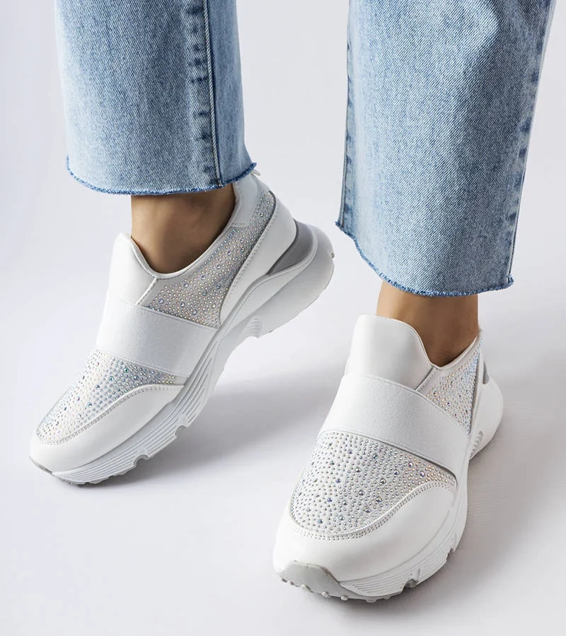 Fehér ezüst díszítéssel ellátott Milea tornacipők