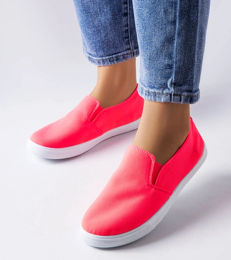 Rózsaszín anyagból készült Louisville slip-on teniszcipők