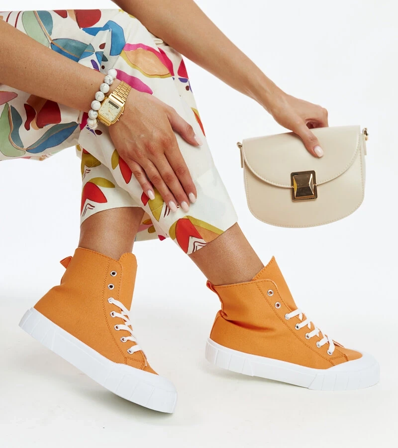 Vinka narancssárga magas tornacipői