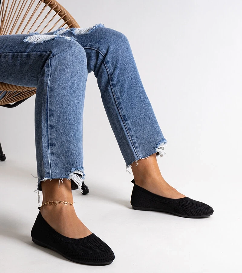 Yafia fekete anyagból készült balerina cipők