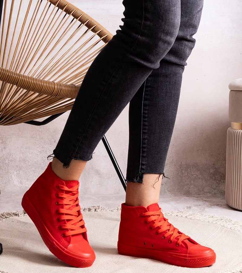 Rafife magas piros tornacipők