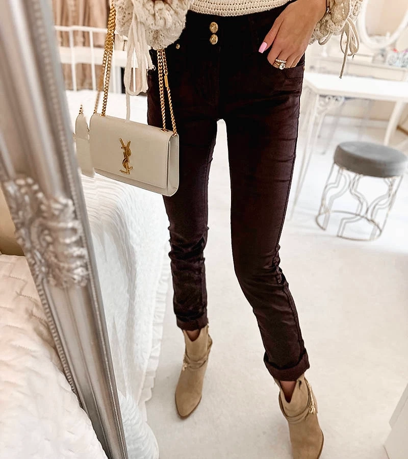 Barna anyagból készült nadrág Scala