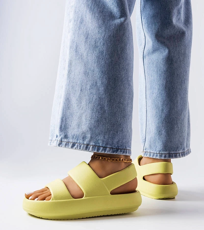 Zöld papucs szandál típusú Émond