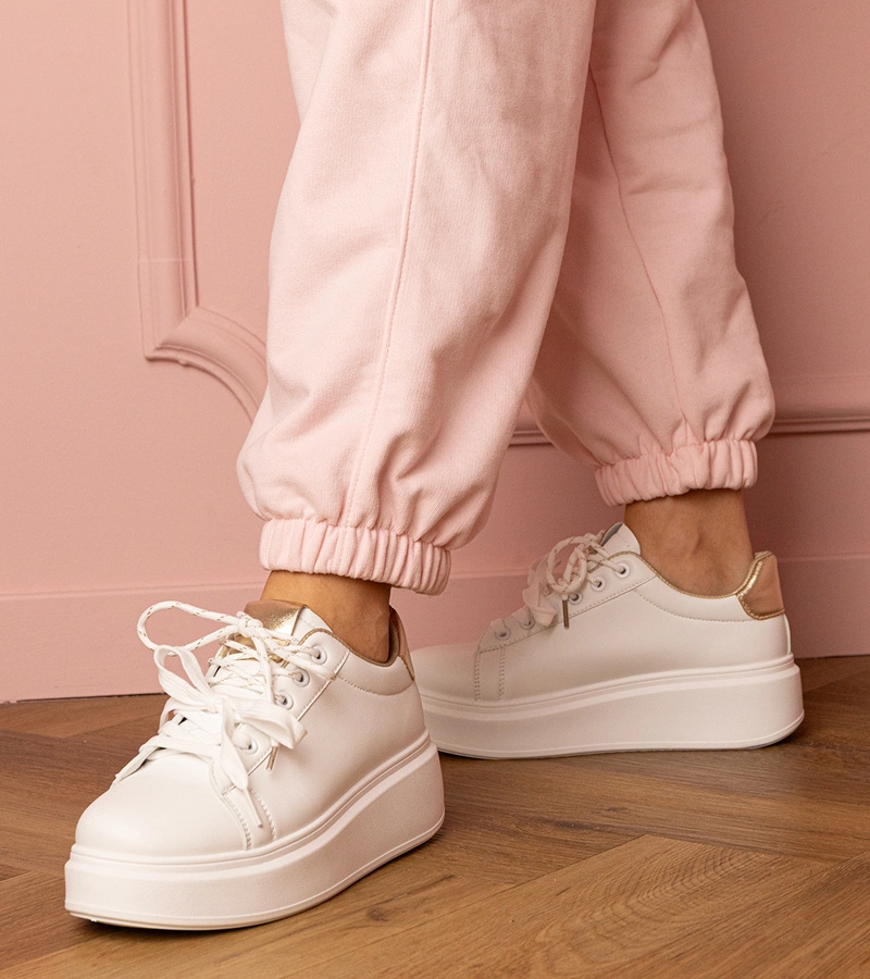 Fehér-arany platform sportcipő Kler