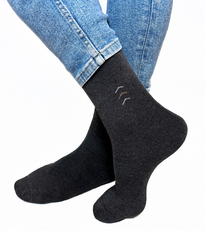 Fekete-fehér meleg Sella zokni