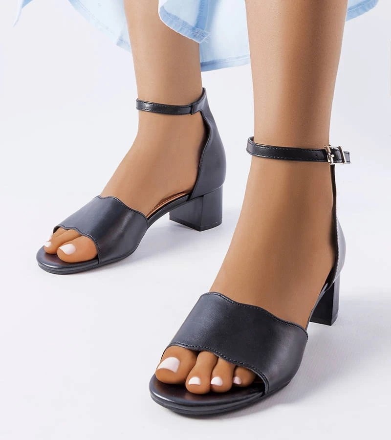 Fekete alacsony sarokkal rendelkező szandál Mulberry