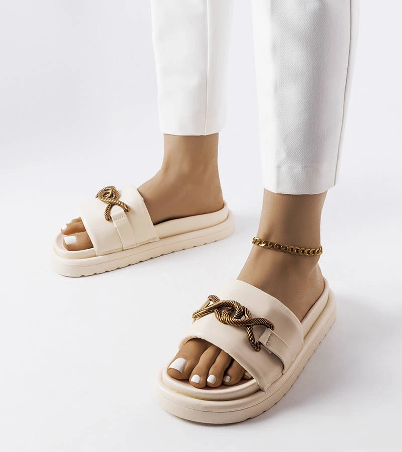 Frédérique bézs platform papucs