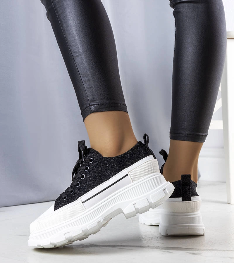 Fekete magas talpú Callani tornacipők