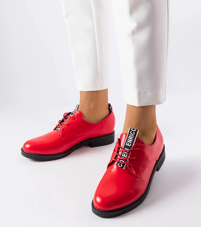 Piros kötött félcipő Edmonton